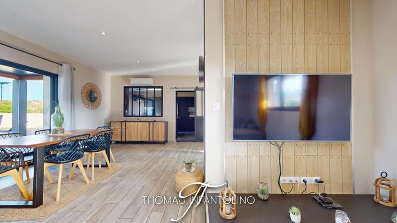 Maison - 160 m² - 7 pièces