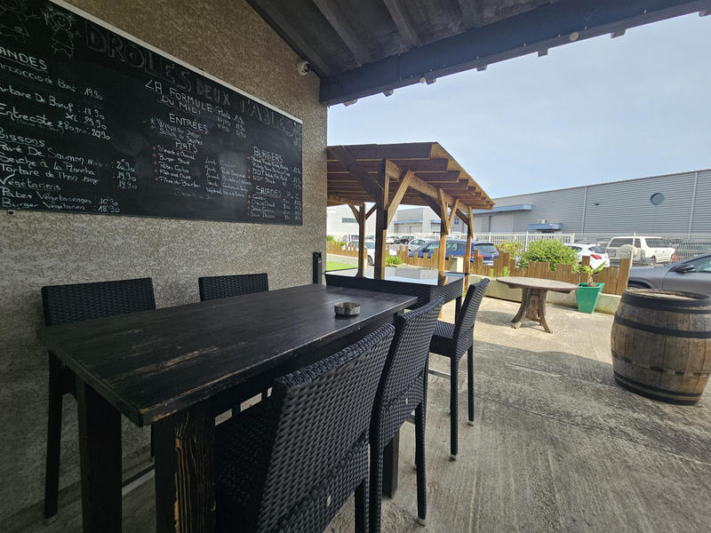 Fonds de commerce - Magasins - 105 m²