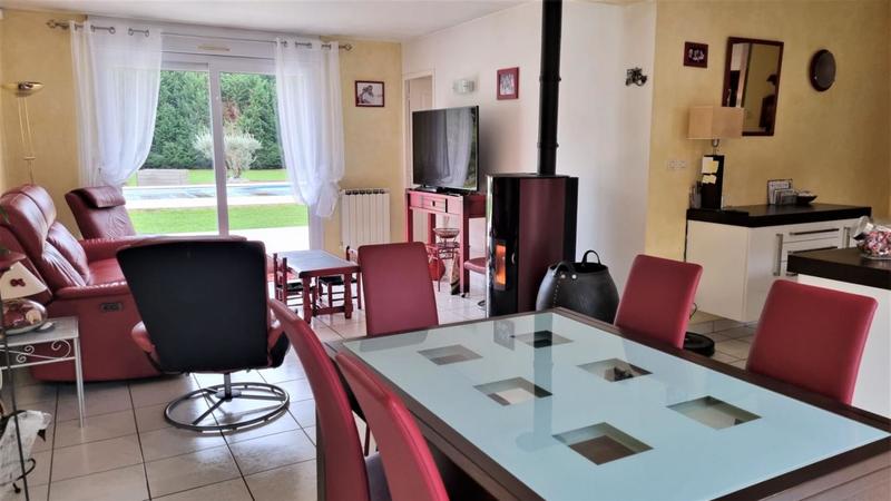 Maison - 287 m² - 10 pièces