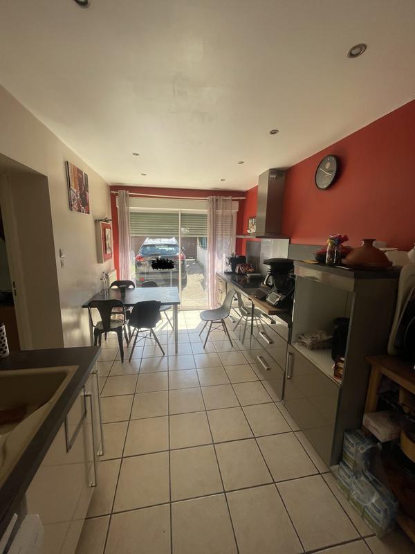 Maison - 81 m² - 5 pièces