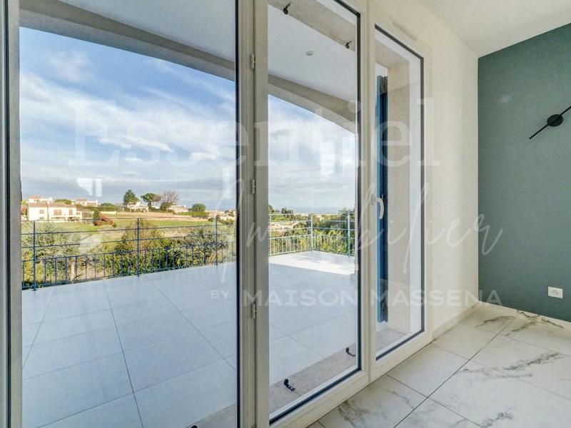 Maison - 123 m² - 4 pièces