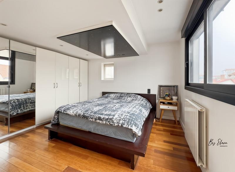 Maison - 200 m² - 8 pièces