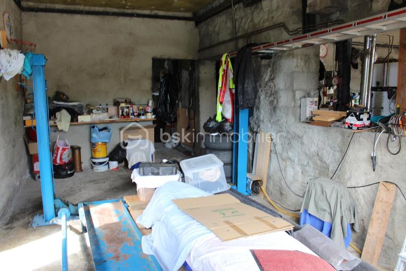 Maison - 88 m² - 5 pièces