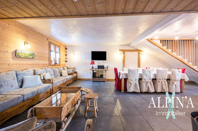 Châlet - 414 m² - 9 pièces