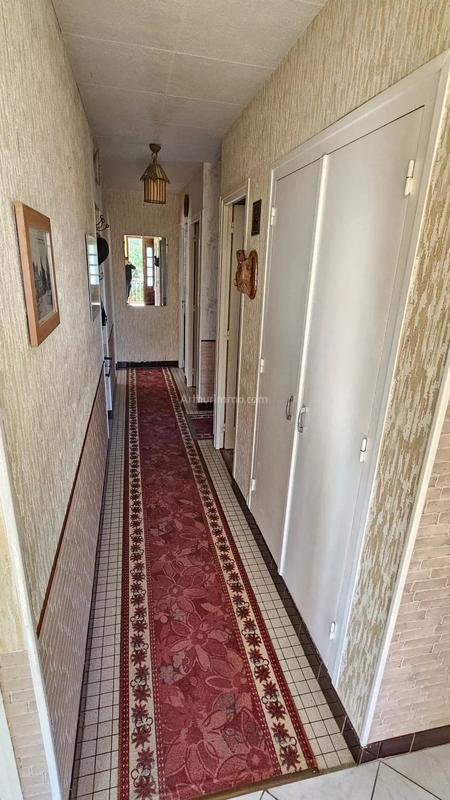 Maison - 94 m² - 5 pièces