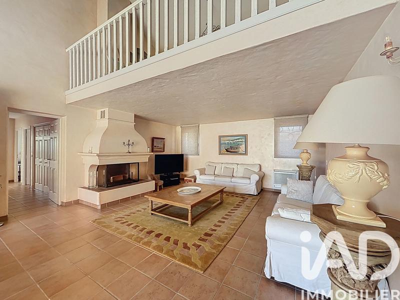 Maison - 195 m² - 5 pièces