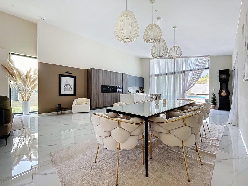 Maison - 231 m² - 6 pièces