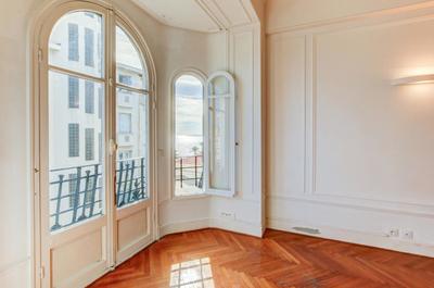 Appartement bourgeois - 115 m² - 4 pièces