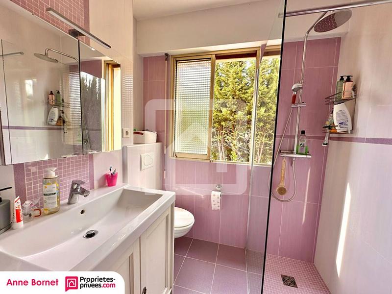 Appartement - 93 m² - 4 pièces