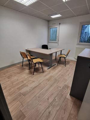 Bureau - 80 m²