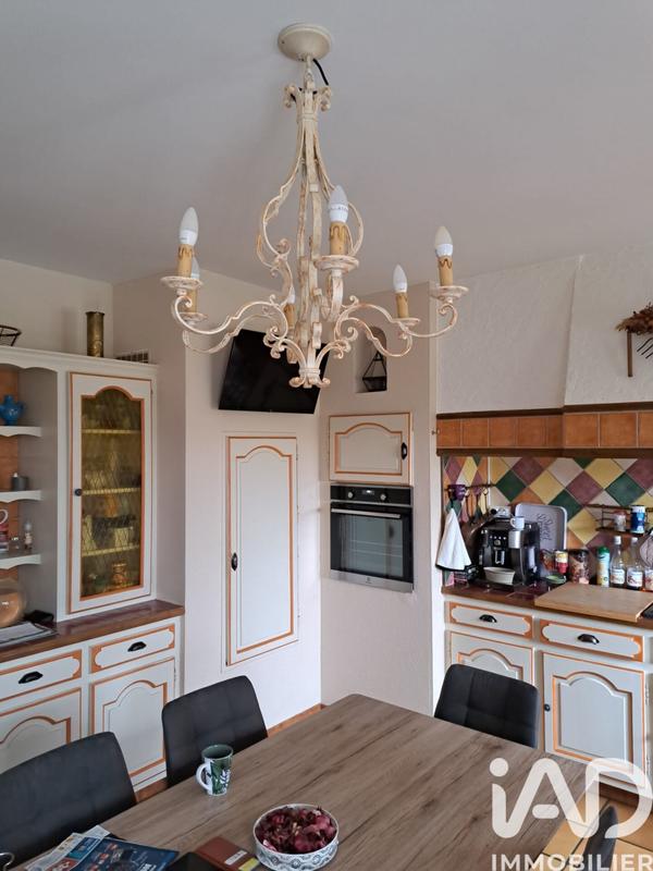 Maison - 258 m² - 7 pièces