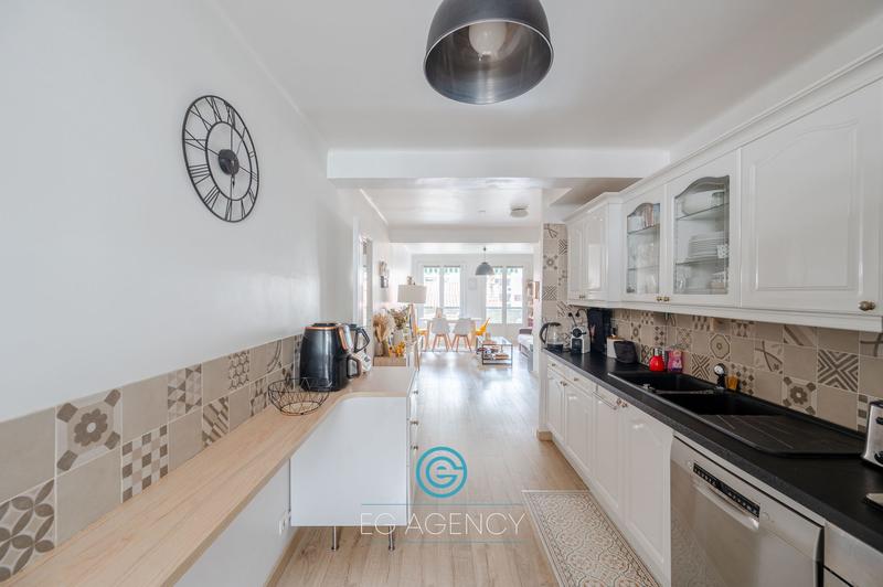 Appartement - 70 m² - 3 pièces