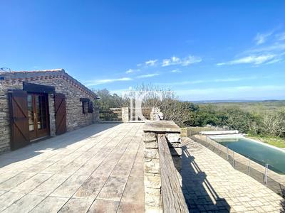 Maison - 135 m² - 7 pièces