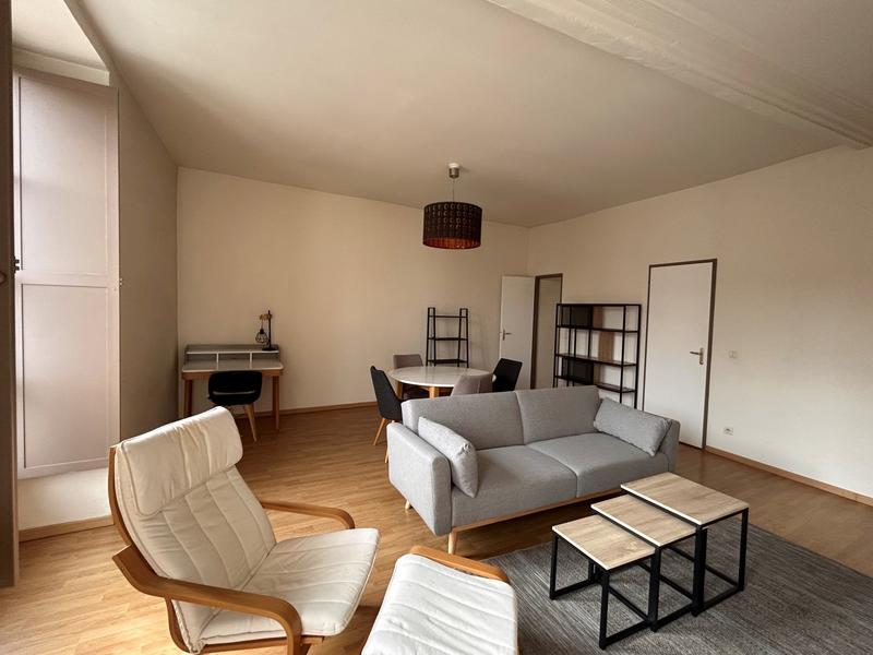 Appartement - 60 m² - 2 pièces