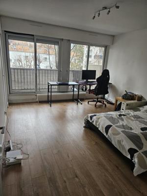 Studio - 28 m² - 1 pièce