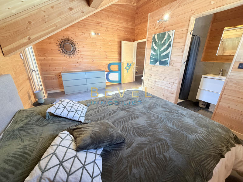 Châlet - 339 m² - 10 pièces