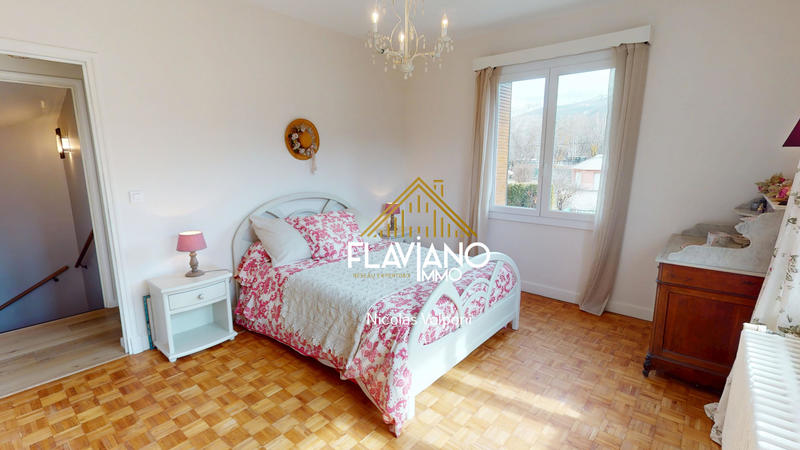 Appartement - 108 m² - 4 pièces