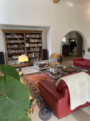 Villa - 260 m² - 6 pièces