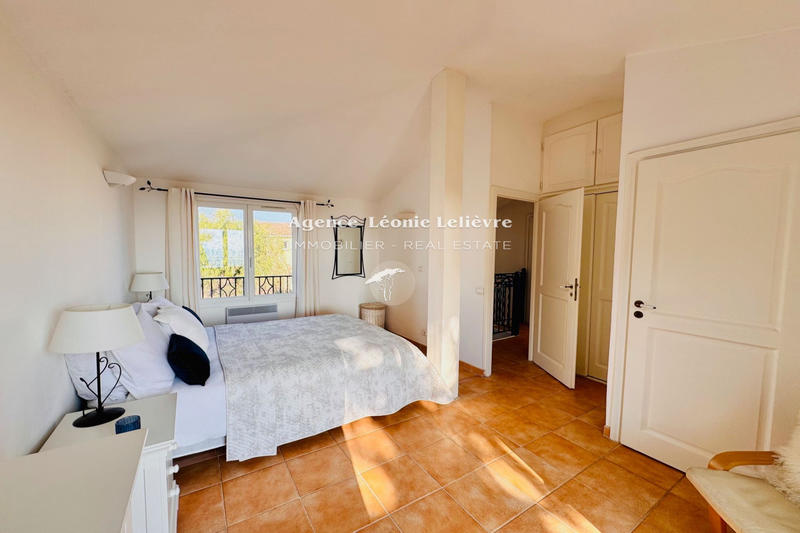 Maison - 102 m² - 4 pièces