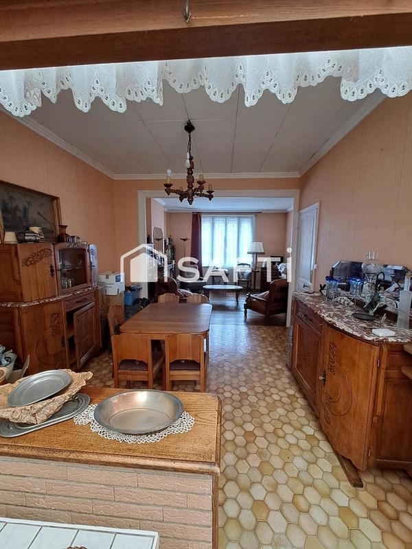 Maison - 92 m² - 6 pièces