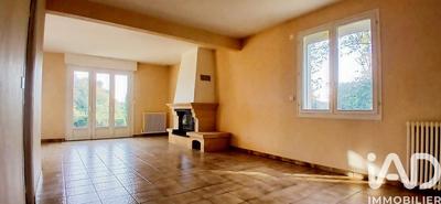 Maison - 140 m² - 7 pièces