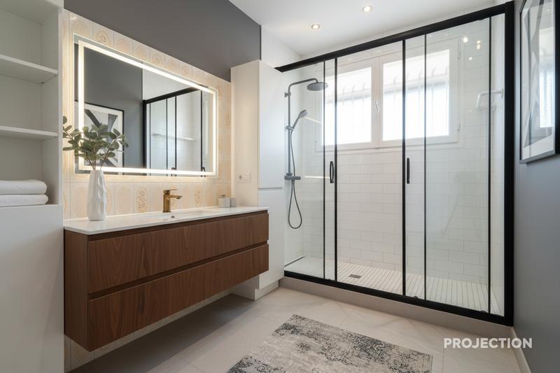 Appartement - 83 m² - 4 pièces