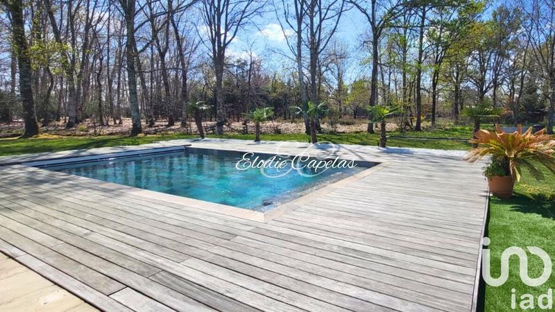 Maison - 210 m² - 7 pièces