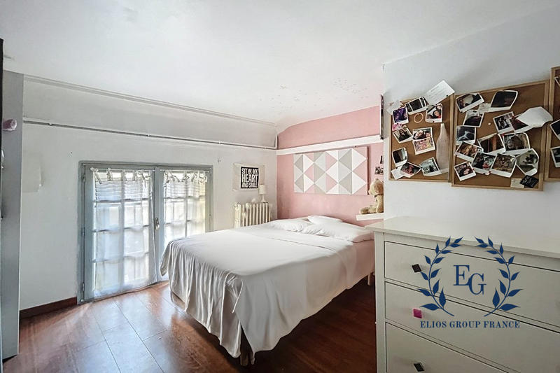 Appartement - 225 m² - 7 pièces