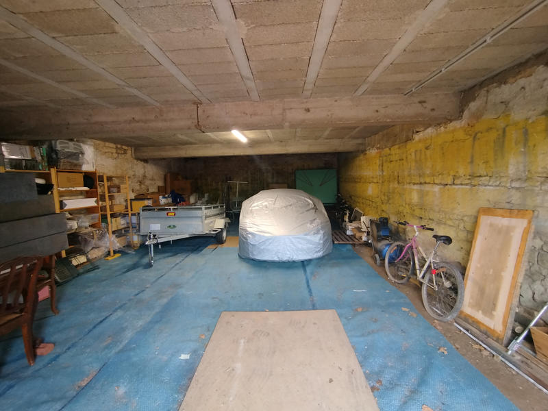 Appartement - 204 m² - 12 pièces