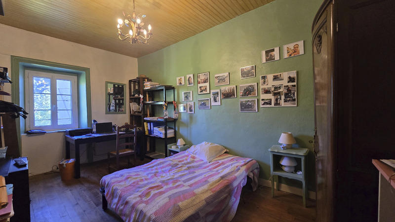 Maison - 147 m² - 5 pièces