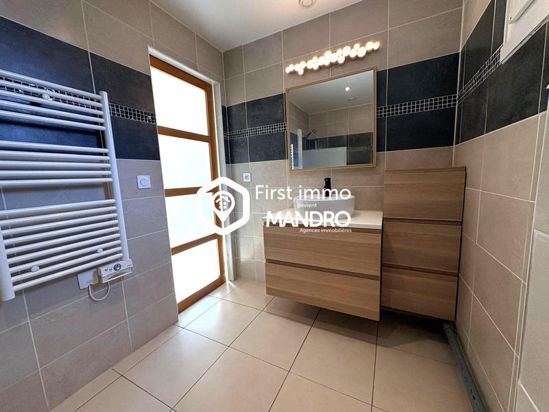 Appartement - 84 m² - 3 pièces