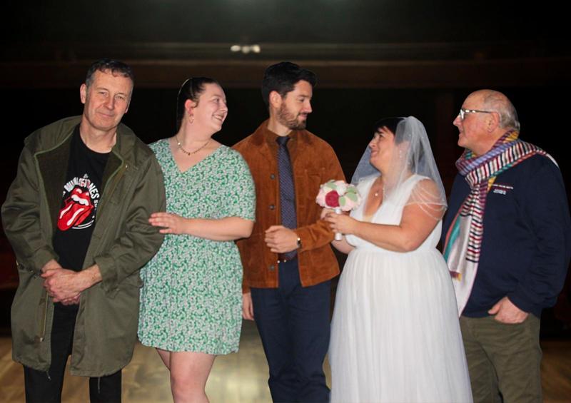 L'embarras du choix de Sebatien Azzopardi et Sacha Danino