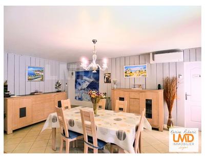 Maison - 151 m² - 6 pièces