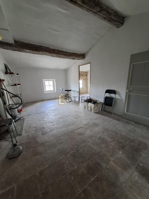 Maison - 300 m² - 10 pièces