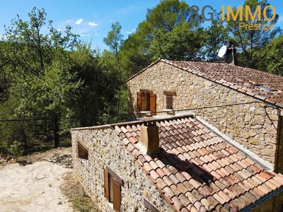 Villa - 178 m² - 9 pièces