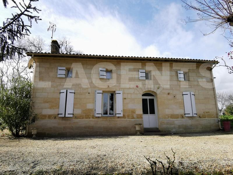 Maison en pierre - 200 m² - 6 pièces