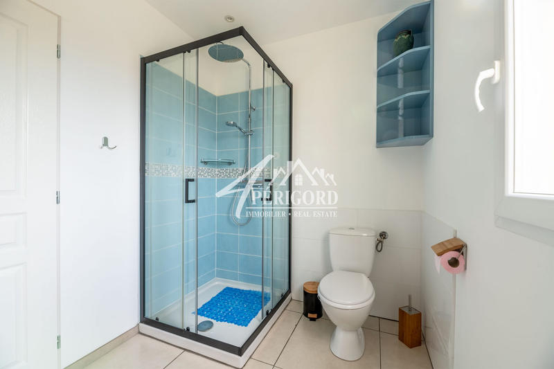 Maison contemporaine - 203 m² - 7 pièces