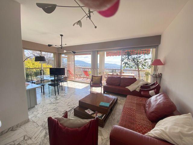 Appartement - 120 m² - 4 pièces