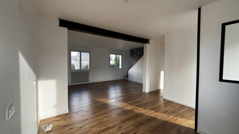 Maison - 106 m² - 6 pièces