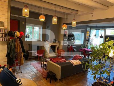 Maison de village - 140 m² - 6 pièces