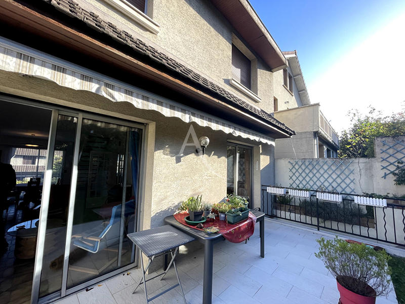 Maison - 115 m² - 7 pièces