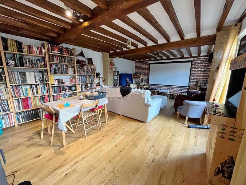 Maison - 106 m² - 6 pièces