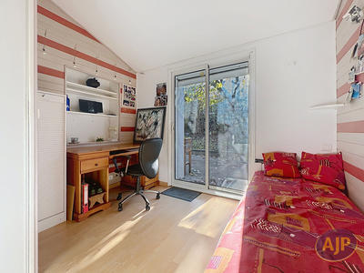 Maison - 85 m² - 5 pièces