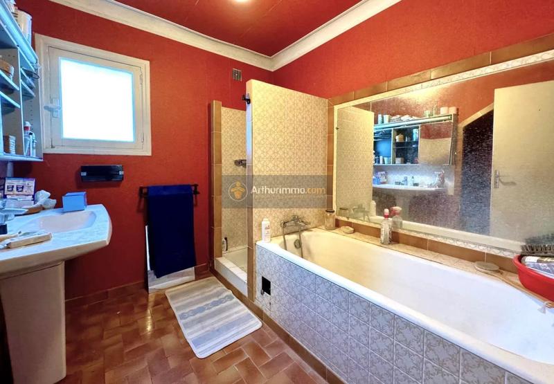 Maison - 143 m² - 6 pièces