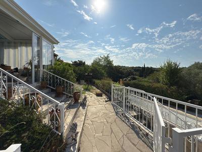 Villa - 120 m² - 6 pièces