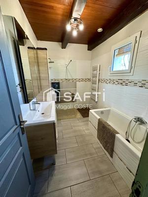 Maison - 165 m² - 6 pièces