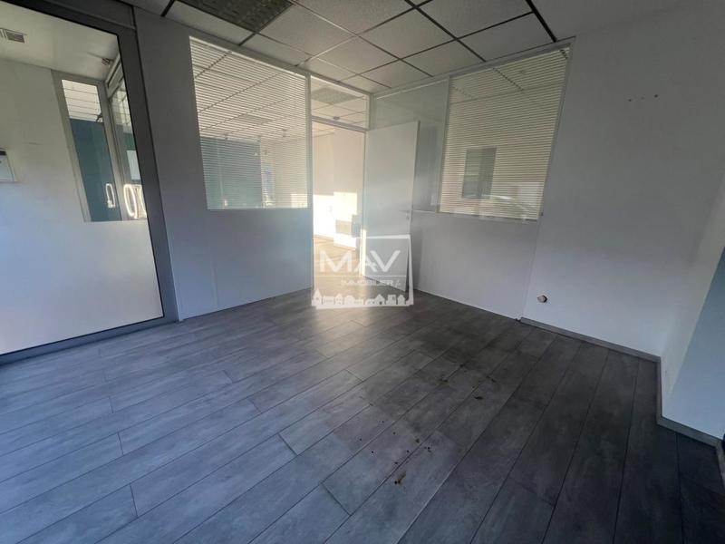 Local commercial - 58 m² - 3 pièces