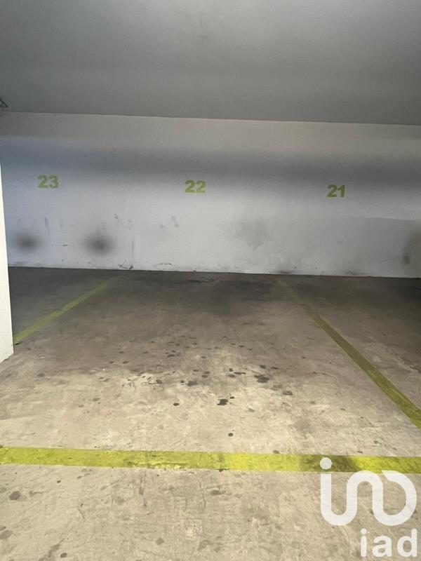 Parking - 11 m²
