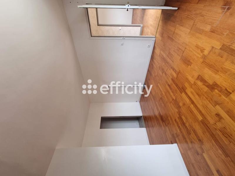 Appartement - 136 m² - 5 pièces