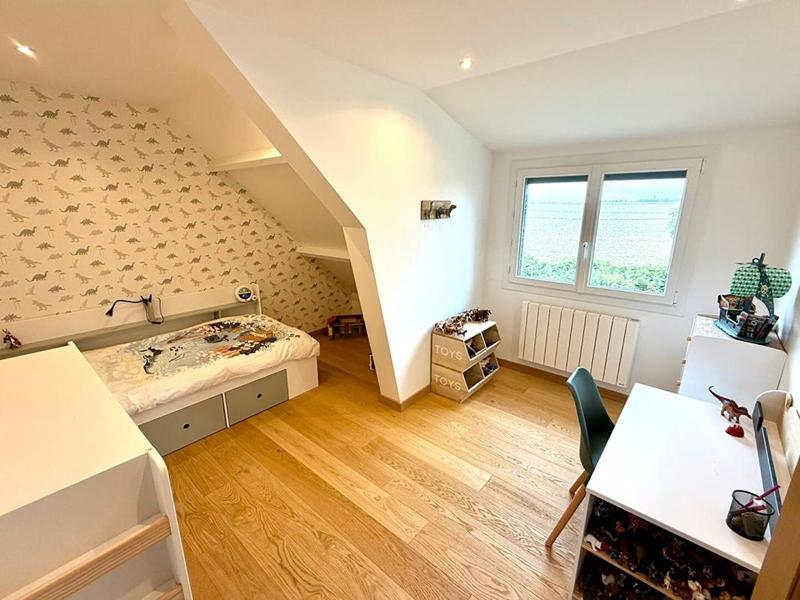 Maison - 180 m² - 6 pièces